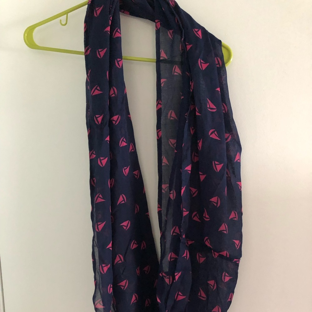 Infinity scarf